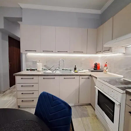 Appartamento Twins Apartments 2 - With Free Parking Space -Not For Big Cars- 400M Away