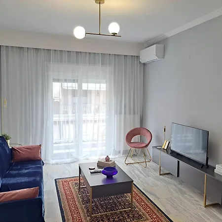 Twins Apartments 2 - With Free Parking Space -Not For Big Cars- 400M Away Serres