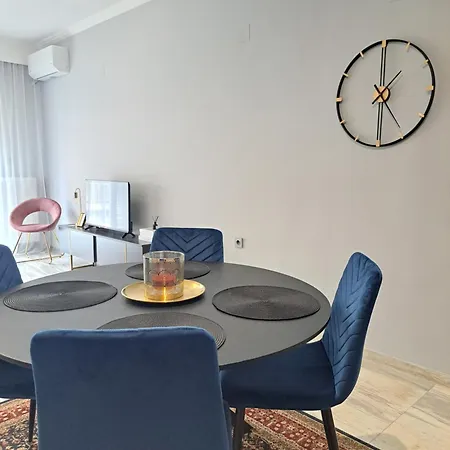 Twins 2 Apartament Seres